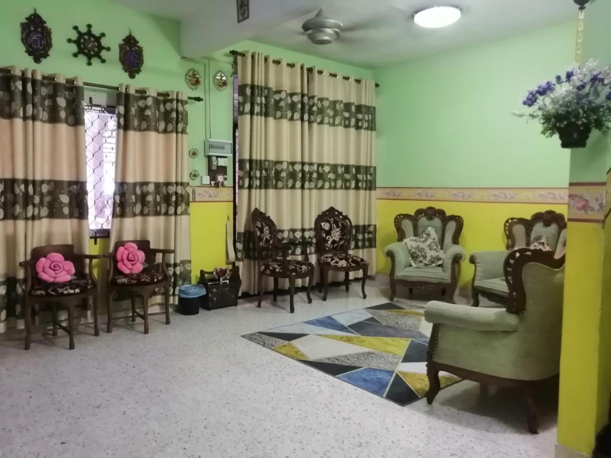 Kluang Barat Homestay 외부 사진